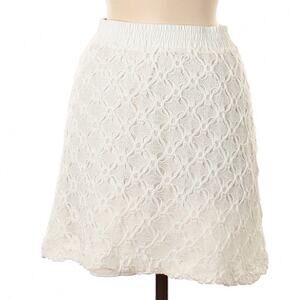Cynthia Steffe White Crochet  Lined Skirt